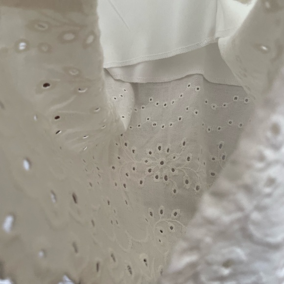 Row A dress white/cream large Linen and Cotten blend embroidered hem - Picture 8 of 11